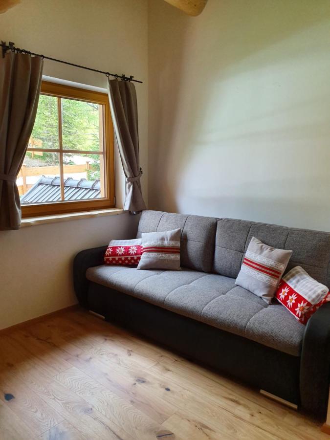 Almzauber Chalets - Haus Enzian Inkl Infrarotliegen Hochrindl Bagian luar foto