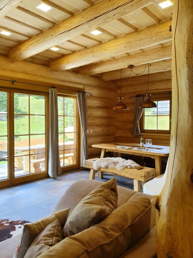 Almzauber Chalets - Haus Enzian Inkl Infrarotliegen Hochrindl Bagian luar foto